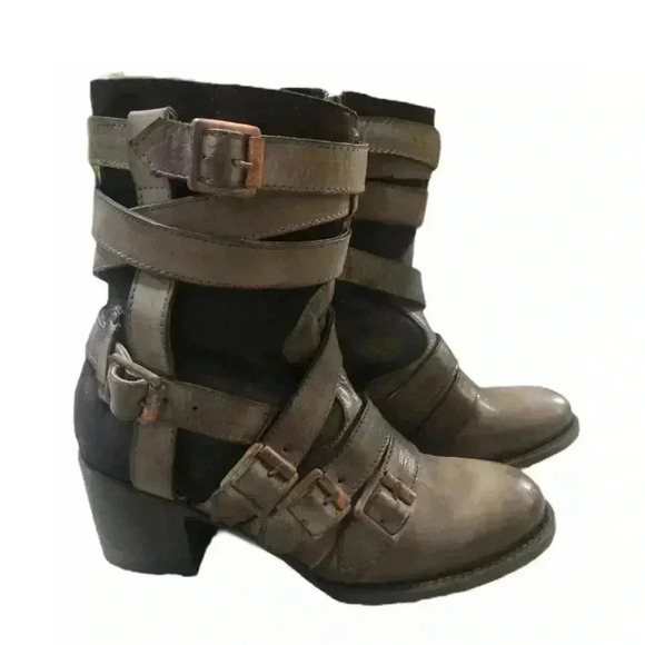 Freebird by Steven Shoes - Freebird By Steven Distressed Boots Size 7 Colt